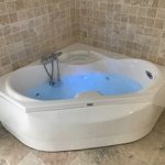 Rénovation salle de bain baignoire balnéo